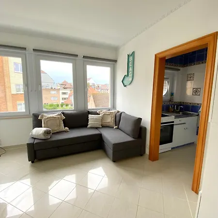 Julia's Surf Shack * Sint-Idesbald