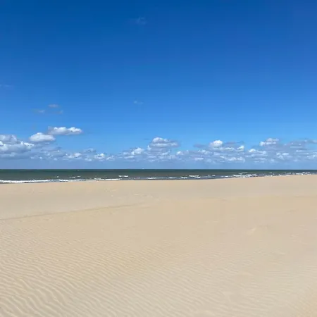 Julia's Surf Shack Lägenhet *