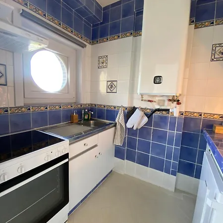 Julia's Surf Shack *